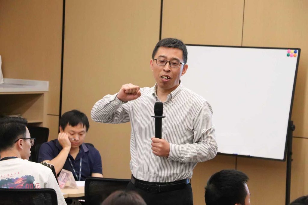 田志刚在深南电路卓越密码如何成为专家工作坊上的图片